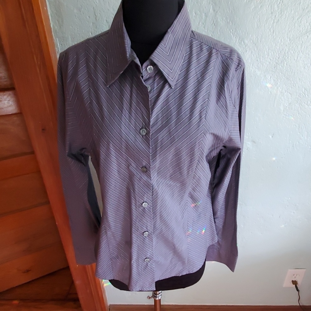 Kenneth Cole top